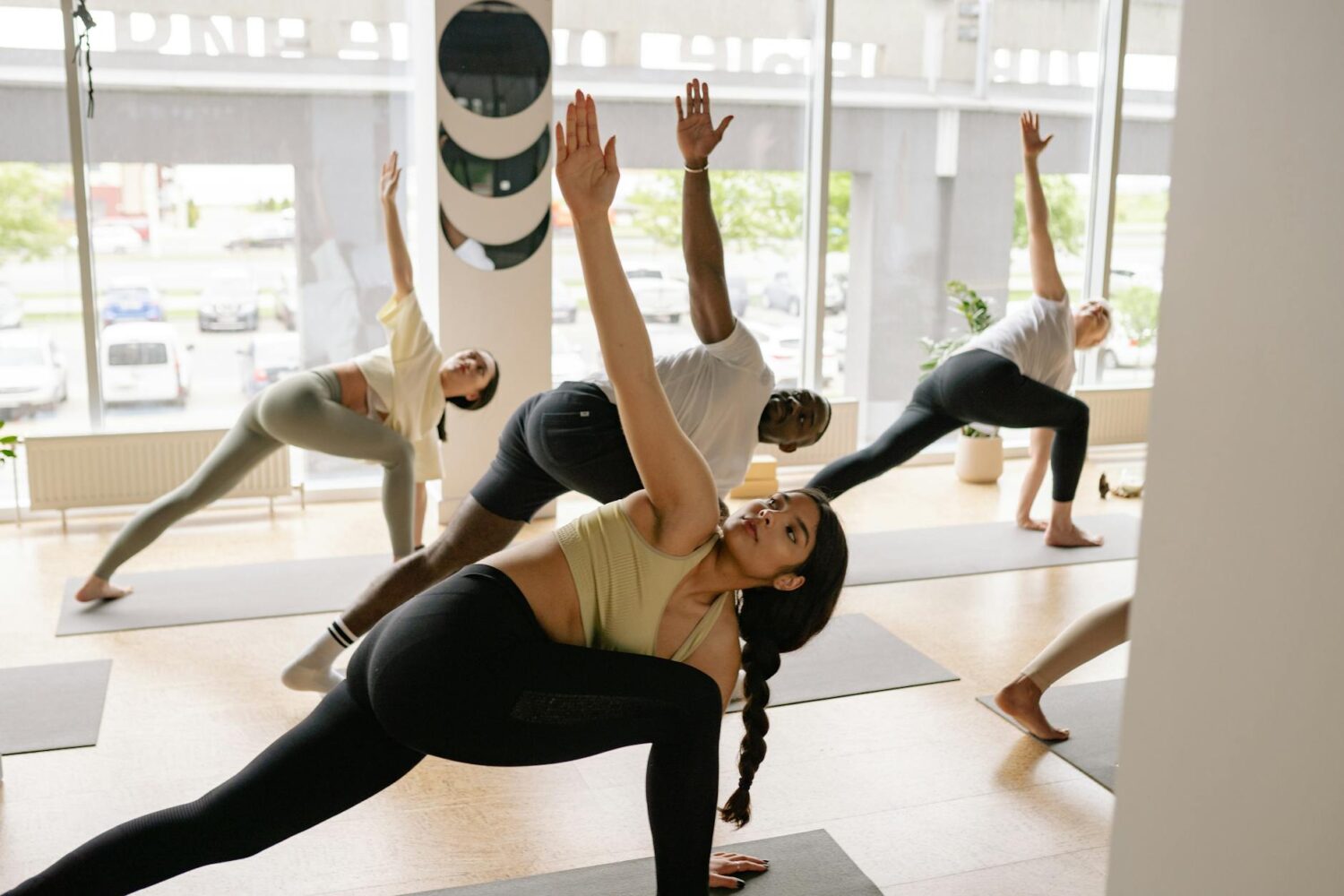 Ashtanga Yoga à Paris : studios, cours Mysore et adresses clés