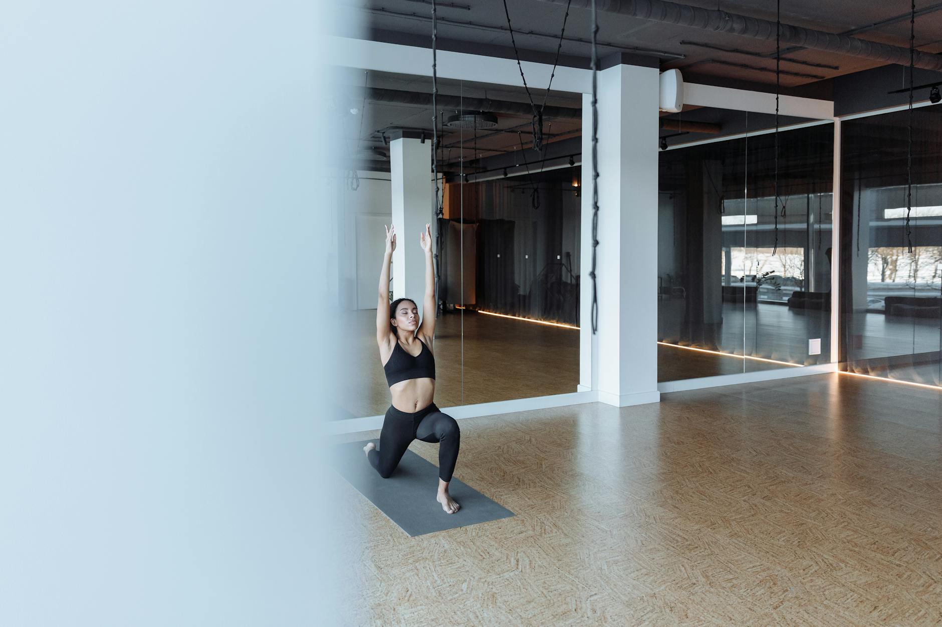 Yoga à Montpellier : une pratique urbaine entre centre-ville et Arceaux — studio de yoga urbain Montpellier