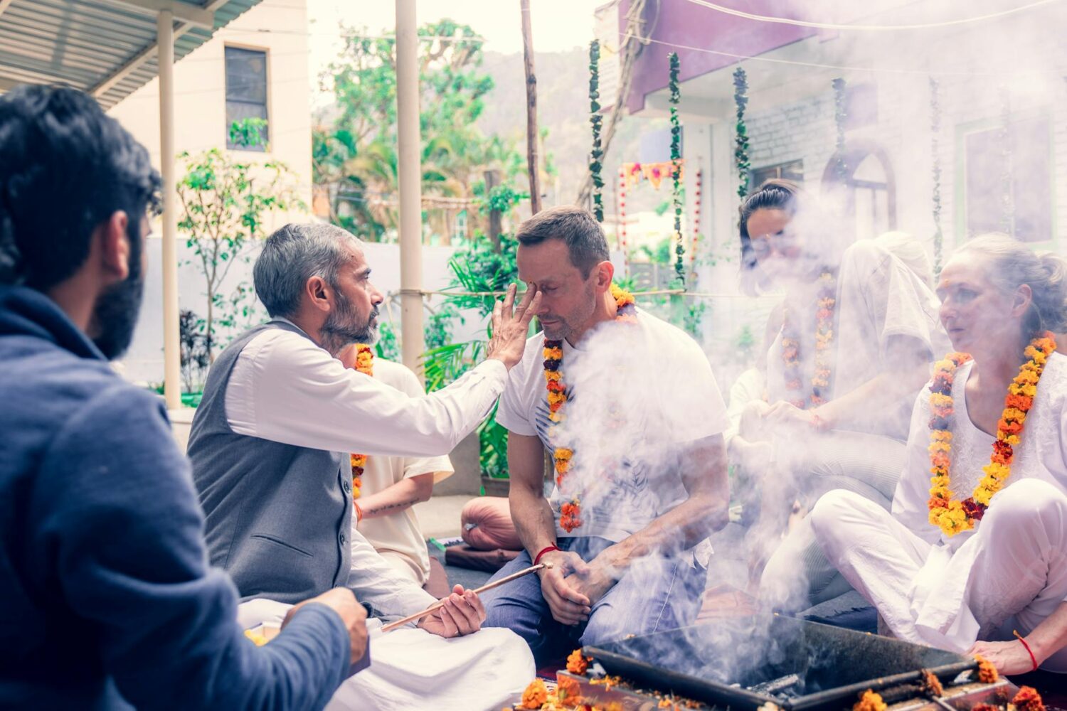 Vivre dans un ashram en Inde : à quoi s&rsquo;attendre et comment choisir