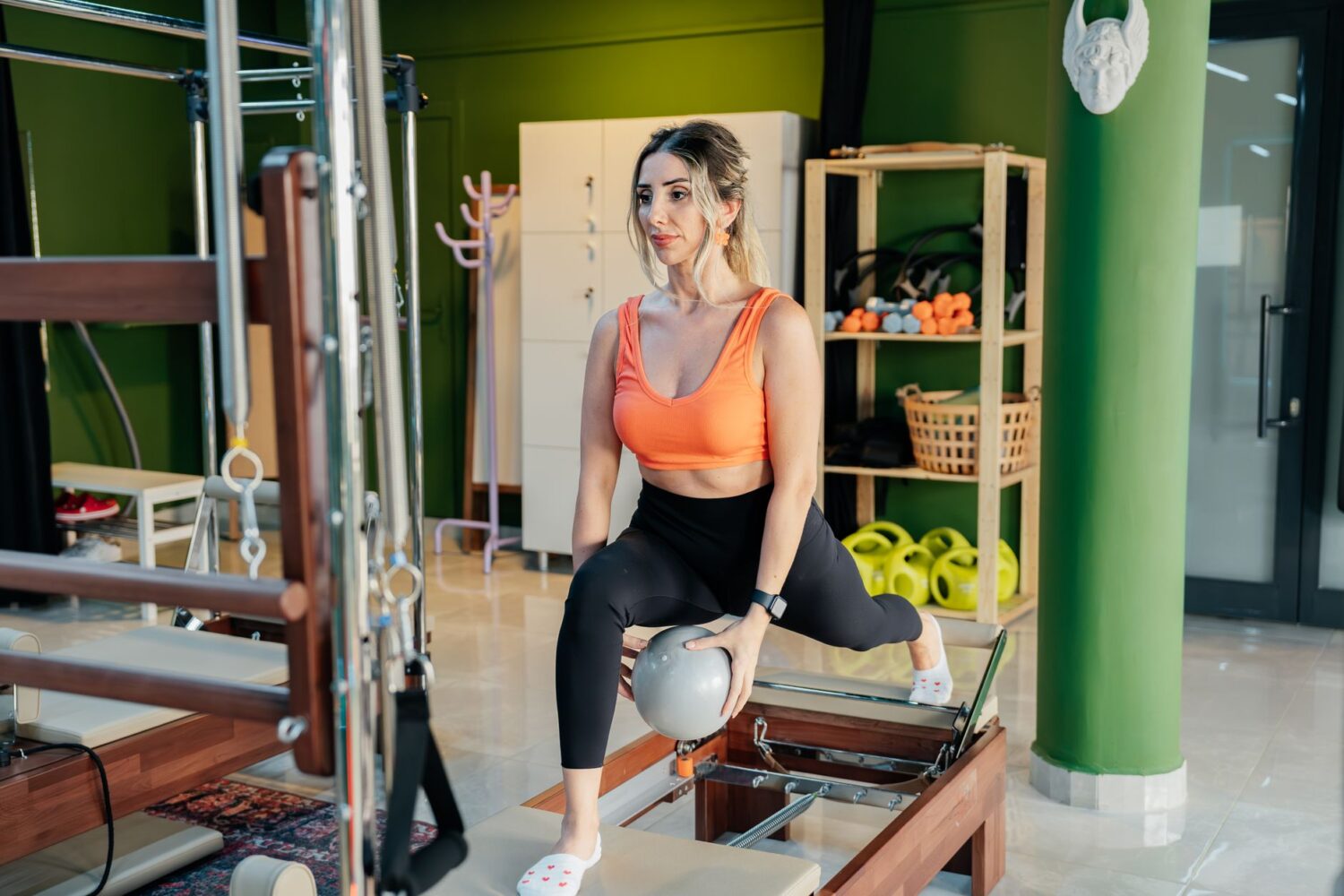 Le Pilates a-t-il des effets négatifs ? Risques et contre-indications