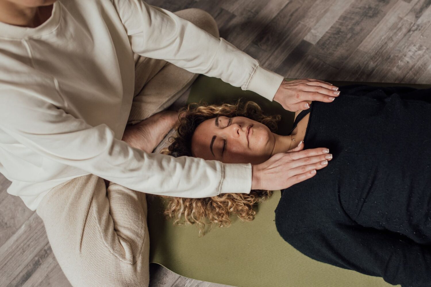 Formation reiki : niveaux, tarifs et prix selon les degrés
